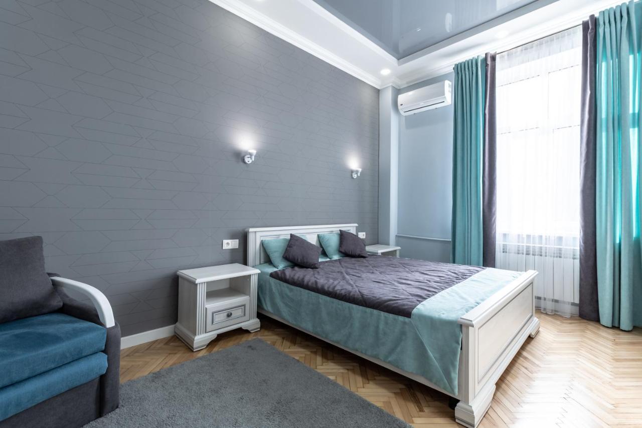 Inshiapartments On Liberty Avenue Lviv Exteriör bild