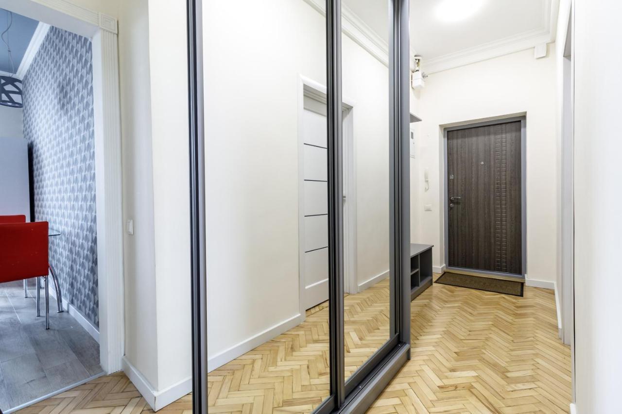 Inshiapartments On Liberty Avenue Lviv Exteriör bild